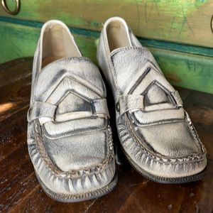 Goth, Steam punk Tempos Vintage Hand Sewn Slip On Chunky Heel Loafer Size 7M